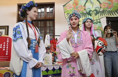 镜观·回响｜相知相亲的上合青春色彩 笔下生辉的艺术联动